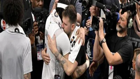 拜仁德甲受制，后防线增兵无望自由球员加盟