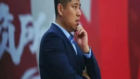 拉塞尔积分攀升，1积分榜第二分差40分，勒克莱尔滑落至第六位